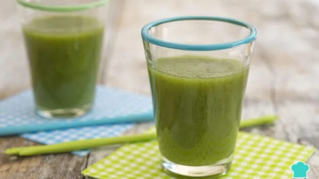 Vitamina Verde Detox com Maca e Abacate